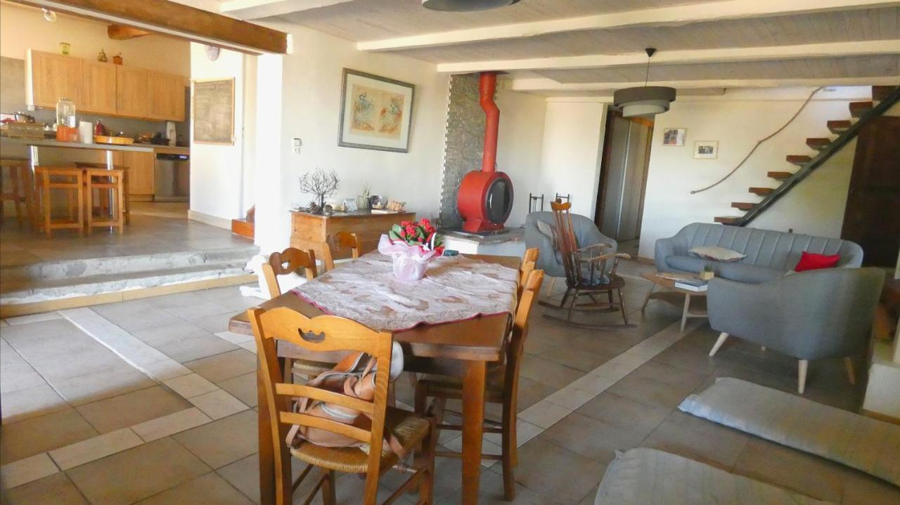 La Sourciere D'Eros Hotel Bellesserre Bagian luar foto